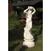 Rzeźba kobiety z uniesionymi ramionami – dekoracja ogrodowa 130 cm